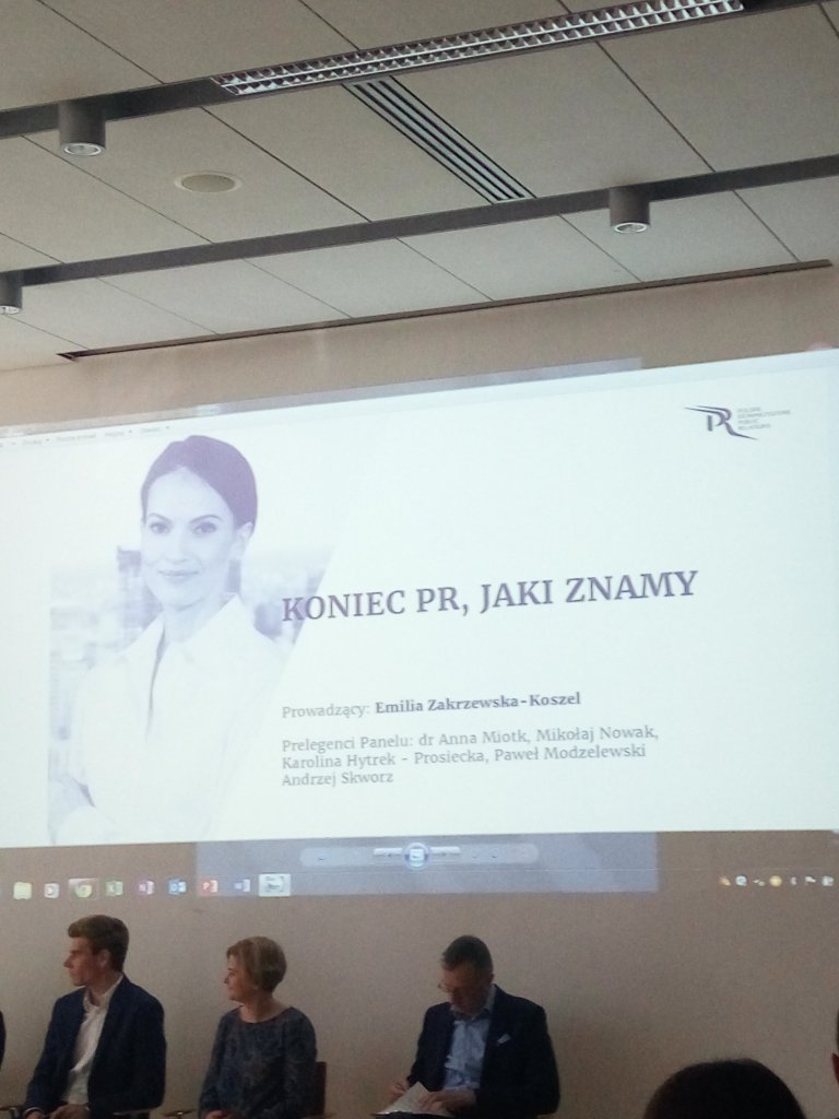 Uczestnicy panelu "Koniec PR, jaki znamy"; Mikołaj Nowak, dr Anna Miotk, Andrzej Skworz